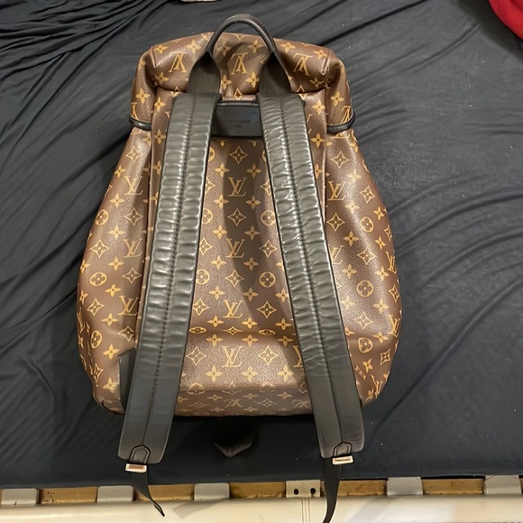 Louis Vuitton backpack monogram great condition - Picture 5 of 14